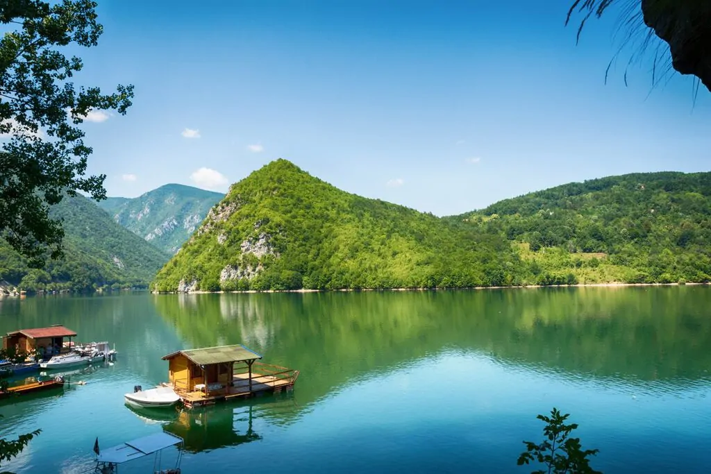 Bootvaart Perućac meer